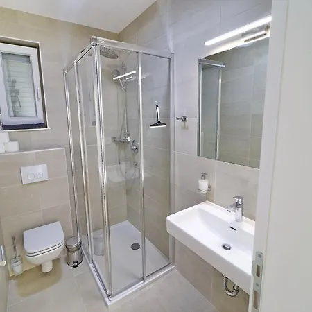 Villa E & D - Four Bedroom With Pool And Patio - D
